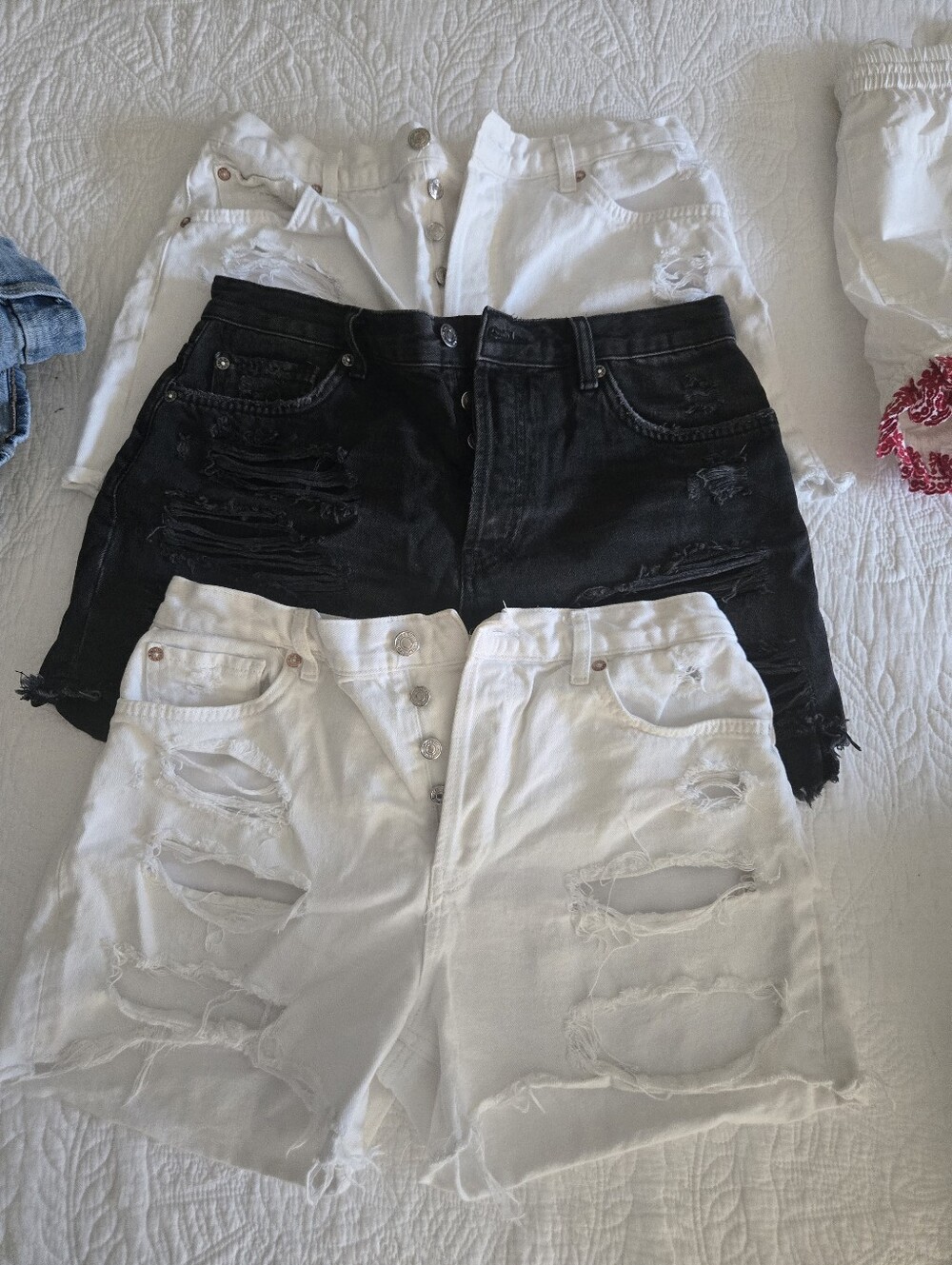 Womens Ripped High-Waist Denim Shorts - White